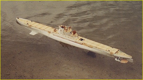 U-Boot zu Beginn der Testfahrt