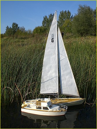 Die Laubrosch mit Segelboot